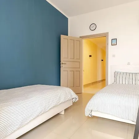 Large Apartment Sliema