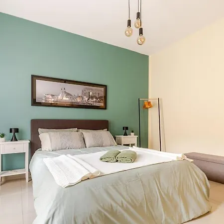 Large Apartment